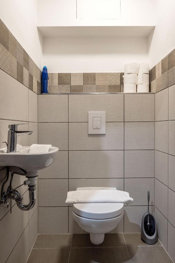 Walnut Tree Apartment Budapest Eksteriør bilde